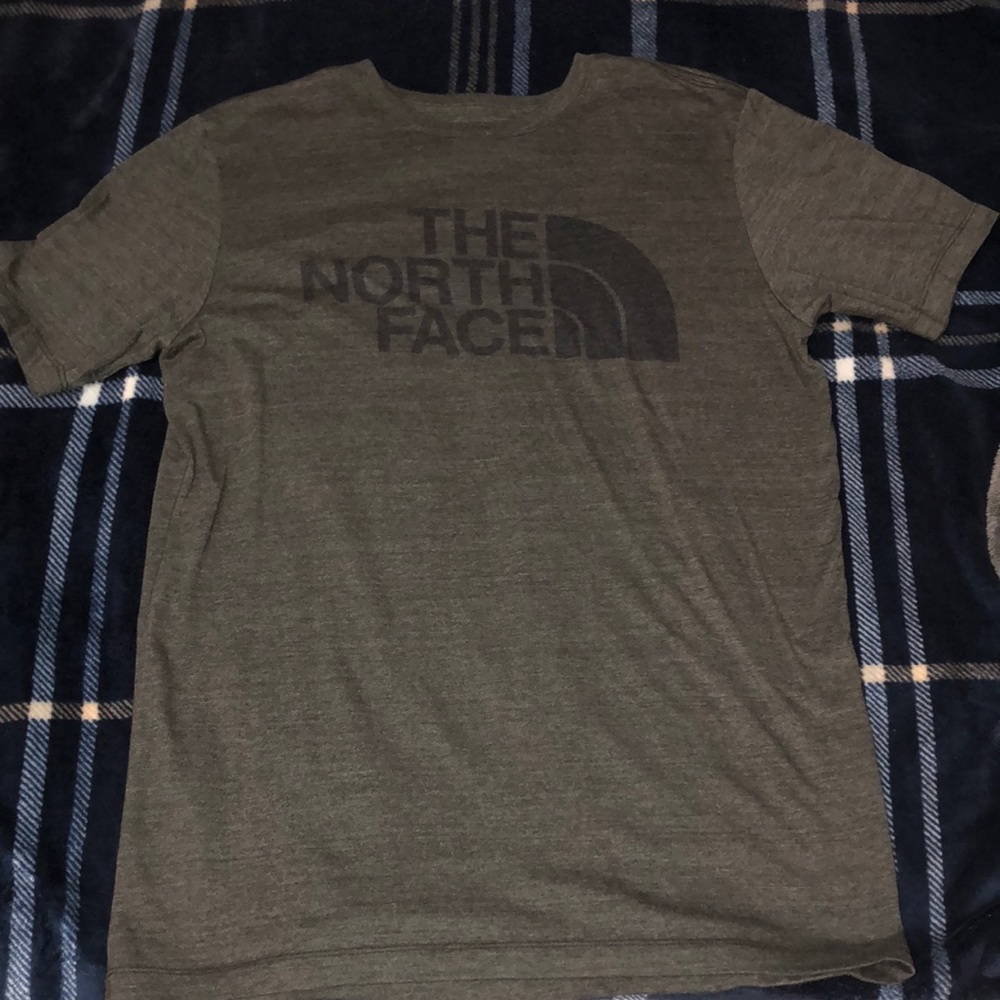 North Face tee